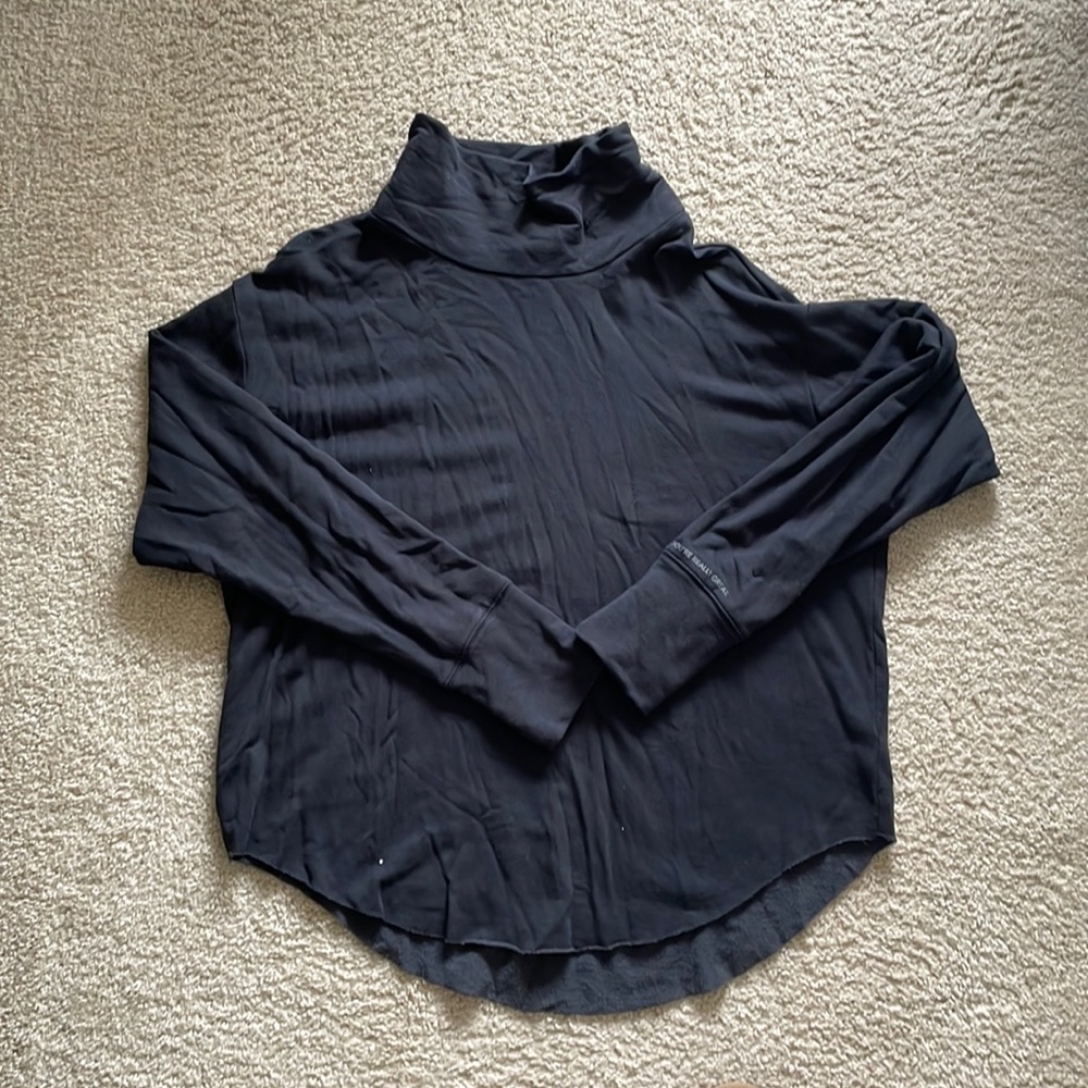 American eagle cow neck sweatshirt